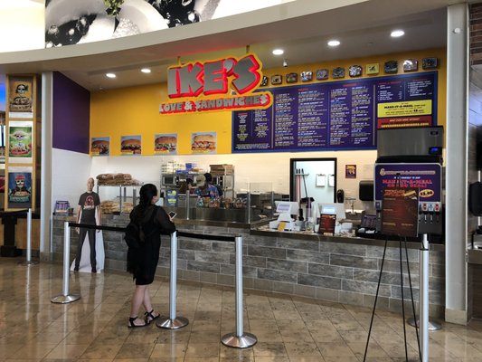 Ike's Love & Sandwiches by null