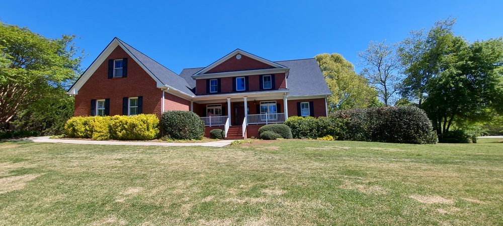 Slide of Accurate Roofing Pros