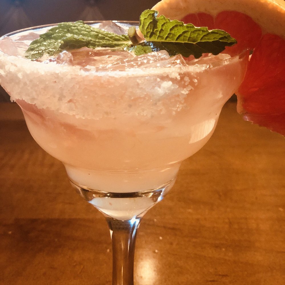 Uncle Julio's - Grapefruit Margarita - Mexican Near Me - Brentwood, Tennessee