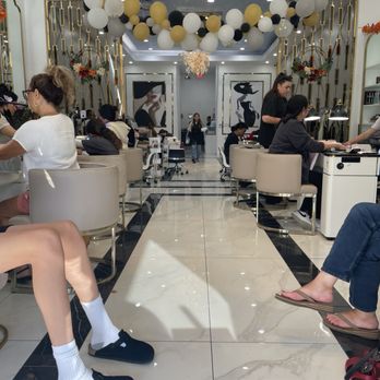 Golden Nail Bar - Inside - Nail Salons Near Me - Union City, California