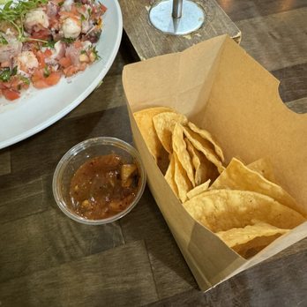 Holbox - Free chips - Latin American Near Me - Los Angeles, California Holbox - Free chips - Latin American Near Me - Los Angeles, California