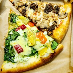 Pagliacci Pizza - Slices: verdura & morel primo