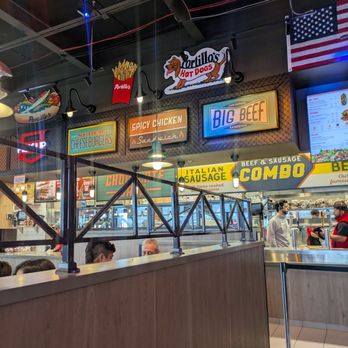 Portillo's Schertz - Inside - Hot Dogs Near Me - Schertz, Texas Portillo's Schertz - Inside - Hot Dogs Near Me - Schertz, Texas