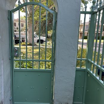 Ornamental Steel Fabrication - Looking out of the side gate. - Fences & Gates Near Me - Clovis, California Ornamental Steel Fabrication - Looking out of the side gate. - Fences & Gates Near Me - Clovis, California