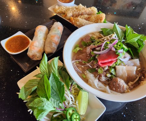 Crazy Pho & Hot Pot by null