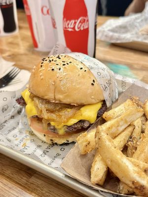 La Birra Bar (Burgers) - Wynwood by null