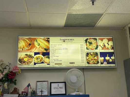 Ba-Le Sandwich Shop by null