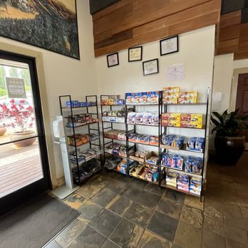Lanai Service Station - Snacks - Gas Stations Near Me - Lanai City, Hawaii Lanai Service Station - Snacks - Gas Stations Near Me - Lanai City, Hawaii