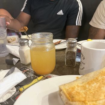 Grumpy's Restaurant - Breakfast & Brunch Near Me - Neptune Beach, Florida