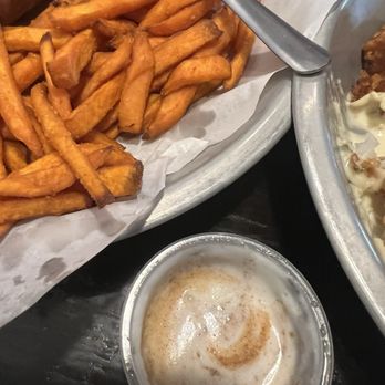 Jo-El's - Cinnamon for sweet potato fries!!!!!! - Burgers Near Me - Monroe, Louisiana