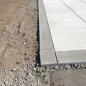 4 Sons Concrete & Landscaping - Line not straight. They didn't even use a form along this edge. - Masonry/Concrete Near Me 4 Sons Concrete & Landscaping - Line not straight. They didn't even use a form along this edge. - Masonry/Concrete Near Me