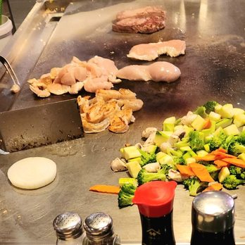 Sakehouse Bluffton Japanese Steakhouse and Sushi Bar - Min of 2 or 3 hibachi orders are needed to sit at the hibachi table. Chefs made balloon animals for the kids and bday person. - Japanese Near Me - Bluffton, South Carolina