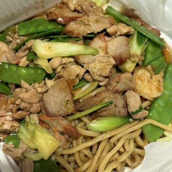 Jim's Chinese Restaurant - Combo chow mein - Chinese Near Me - Seaside, California Jim's Chinese Restaurant - Combo chow mein - Chinese Near Me - Seaside, California