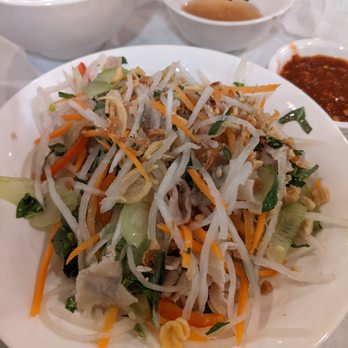 Anh Hong Saigon - Beef salad, very refreshing - Vietnamese Near Me - Milpitas, California Anh Hong Saigon - Beef salad, very refreshing - Vietnamese Near Me - Milpitas, California