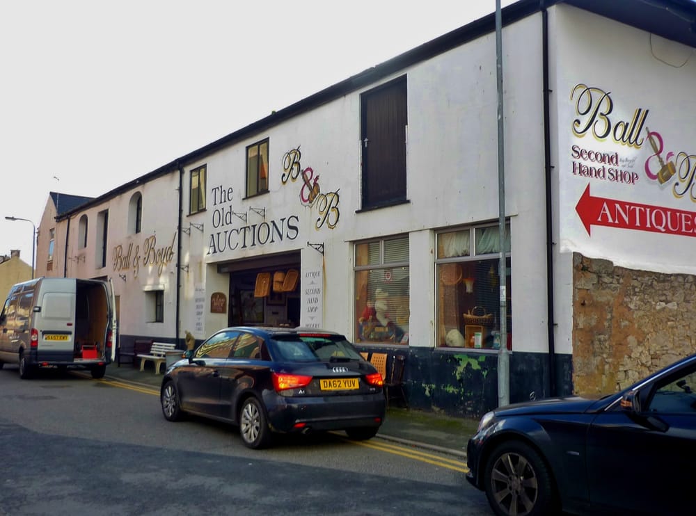 THE OLD AUCTION ROOMS Back Madoc Street, Llandudno, Conwy, United