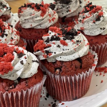 Doughgirl Cupcakes - Bakeries Near Me - Brooklyn, New York Doughgirl Cupcakes - Bakeries Near Me - Brooklyn, New York
