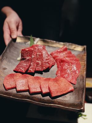 Yoroniku Ebisu by null