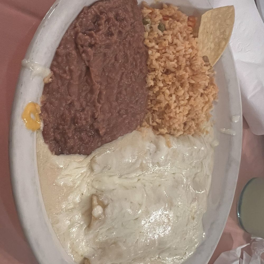Sour Cream and Chicken Enchiladas Sour Cream and Chicken Enchiladas