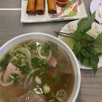 Pho Viet - Pho with steak, brisket & tendons - Vietnamese Near Me - Milwaukee, Wisconsin