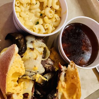 Devils Backbone Brewing Company - French dip - American Near Me - Roseland, Virginia