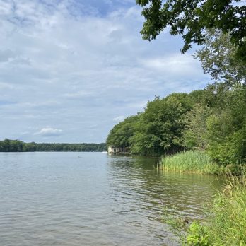 Peacock Beach - Views - Parks Near Me - Richmond, Maine