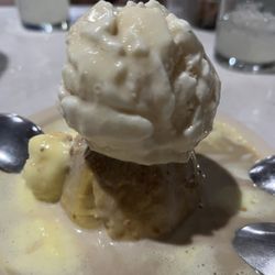 JJ's Tacos - ¡Qué rico está este flan!