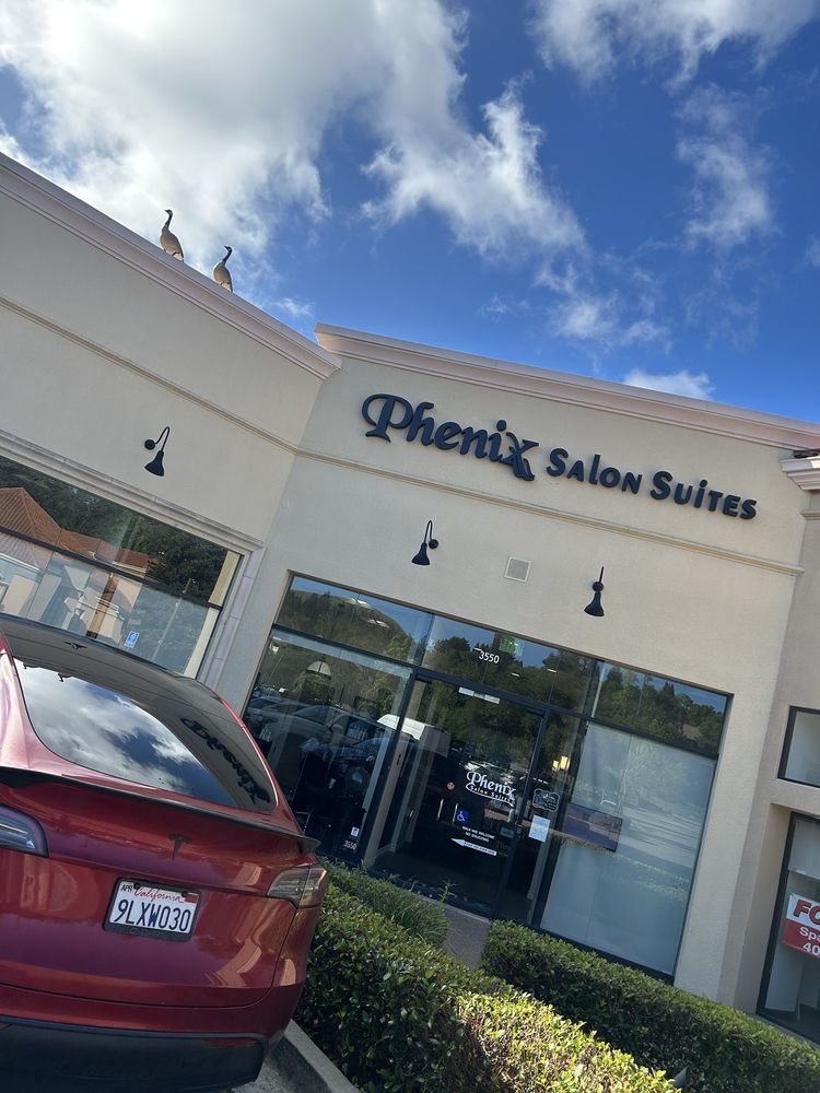 Phenix Salon Suites Logo
