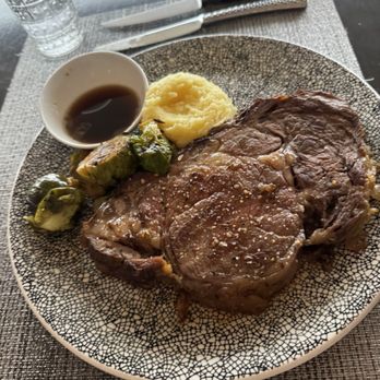 The Eagle's Nest - Prime Rib! - American Near Me - Indianapolis, Indiana