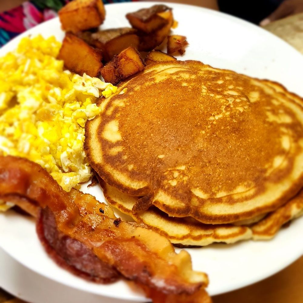 Hangover Bar and Grill - Pancake breakfast - American Near Me - Killeen, Texas Hangover Bar and Grill - Pancake breakfast - American Near Me - Killeen, Texas