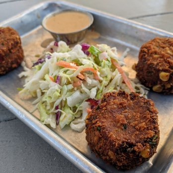 Memphis Cafe - Southern Rock Crabcakes Photo Credit: @OCHappyHourAdventures - Southern Near Me - Costa Mesa, California