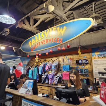 Fallsview Indoor Waterpark - Amusement Parks Near Me - Niagara Falls, Ontario