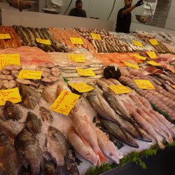 De Haagse Markt - Fisch in allen Variationen