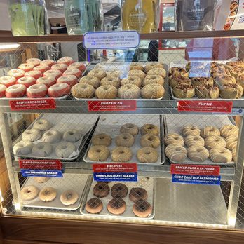 Federal Donuts & Chicken - Display - Chicken Shop Near Me - Philadelphia, Pennsylvania