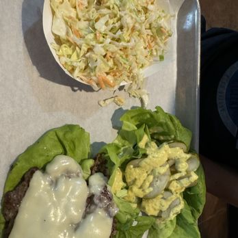 Kauai Beer Company - Burger with lettuce wrap bun - Breweries Near Me - Lihue, Hawaii Kauai Beer Company - Burger with lettuce wrap bun - Breweries Near Me - Lihue, Hawaii