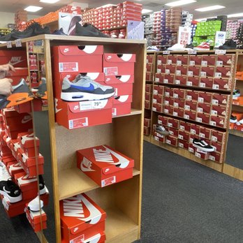 Rack Room Shoes - Shoe Stores Near Me - Delray Beach, Florida Rack Room Shoes - Shoe Stores Near Me - Delray Beach, Florida