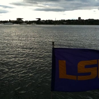 Husky Stadium - Sailgating - Stadiums & Arenas Near Me - Seattle, Washington Husky Stadium - Sailgating - Stadiums & Arenas Near Me - Seattle, Washington