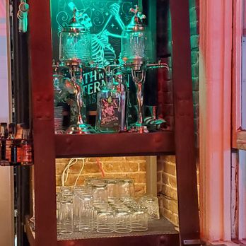 General Horseplay - Cocktail Bars Near Me - Key West, Florida General Horseplay - Cocktail Bars Near Me - Key West, Florida