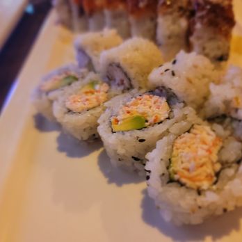 Kamiya Sushi - Snow crab roll - Sushi Bars Near Me - Fulshear, Texas Kamiya Sushi - Snow crab roll - Sushi Bars Near Me - Fulshear, Texas