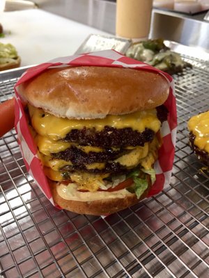 California Burgerz by null