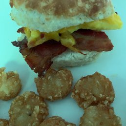 Bacon, Egg & Cheese Biscuit Hash Browns Bacon, Egg & Cheese Biscuit Hash Browns