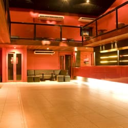 Red Lounge Buffet
