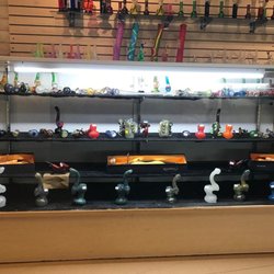 Pugz smoke & vape