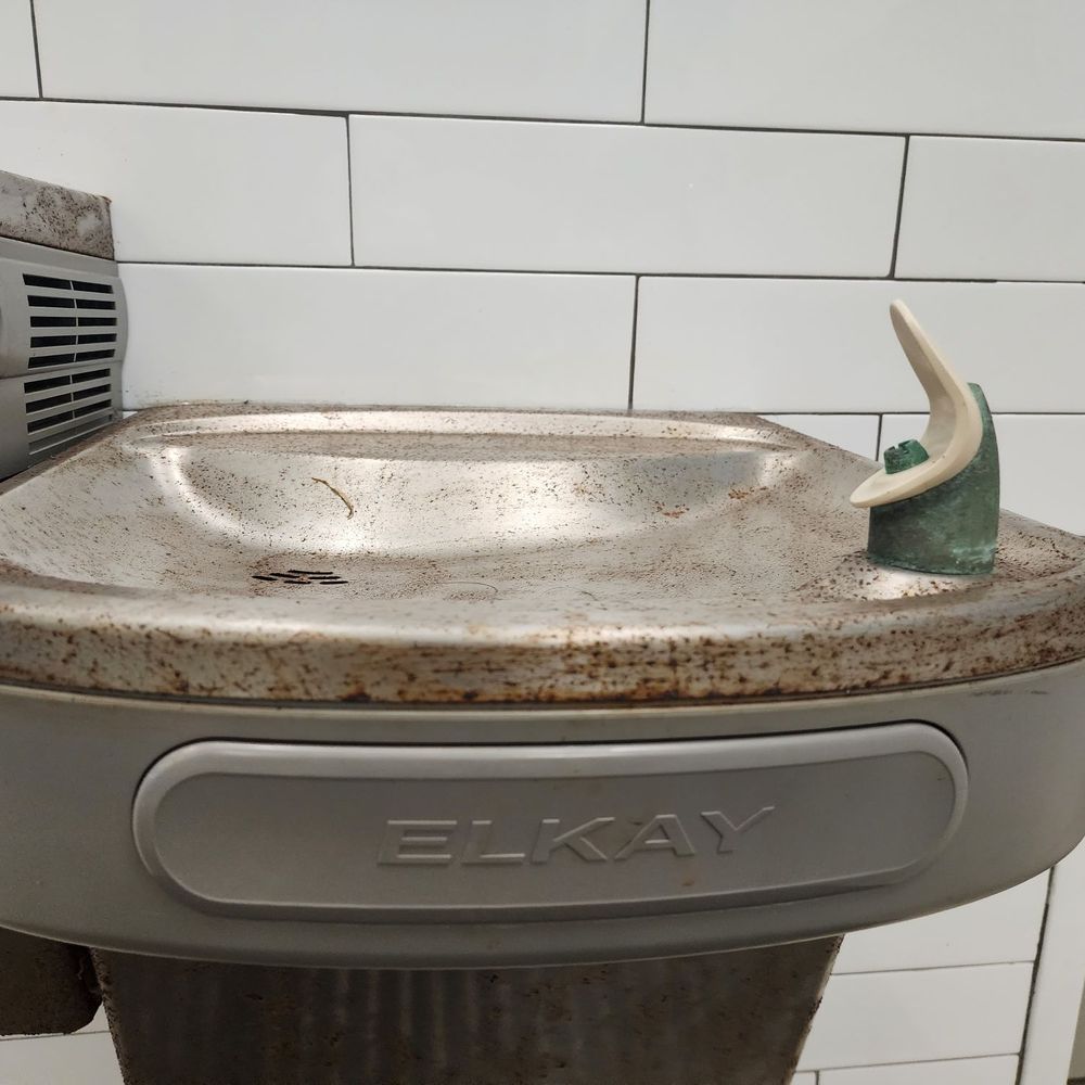 EōS Fitness - Nasty Rusty fountains in pool area. Does not give a CLEAN  impression of caring. - Gyms Near Me - Surprise, Arizona
