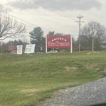 Smiley's Ice Cream - Signage - Food Trucks Near Me - Bridgewater, Virginia