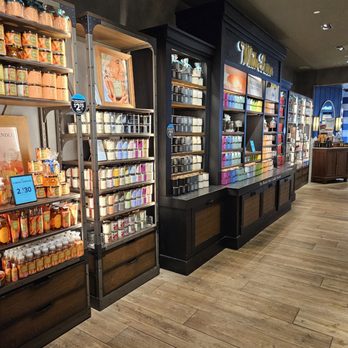 Bath & Body Works - Candles - Cosmetics & Beauty Supply Near Me - Canoga Park, California Bath & Body Works - Candles - Cosmetics & Beauty Supply Near Me - Canoga Park, California