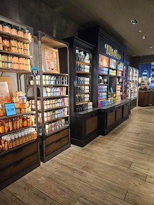 Bath & Body Works by null