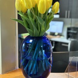 Beautiful flowers in the reception area Beautiful flowers in the reception area