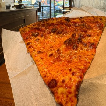 Sauce and Soda - The Rita aka Plain cheese pizza slice - Pizza Near Me - Brooklyn, New York