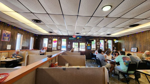 Dew Drop Inn Restaurant by null