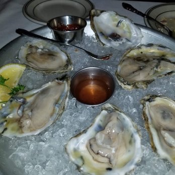 Kaminski's Chop House - Huge oysters - Steakhouses Near Me - Wisconsin Dells, Wisconsin Kaminski's Chop House - Huge oysters - Steakhouses Near Me - Wisconsin Dells, Wisconsin